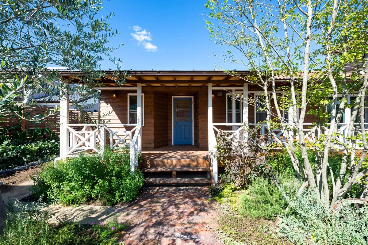 nino cafe 店舗新築工事 (2×4)