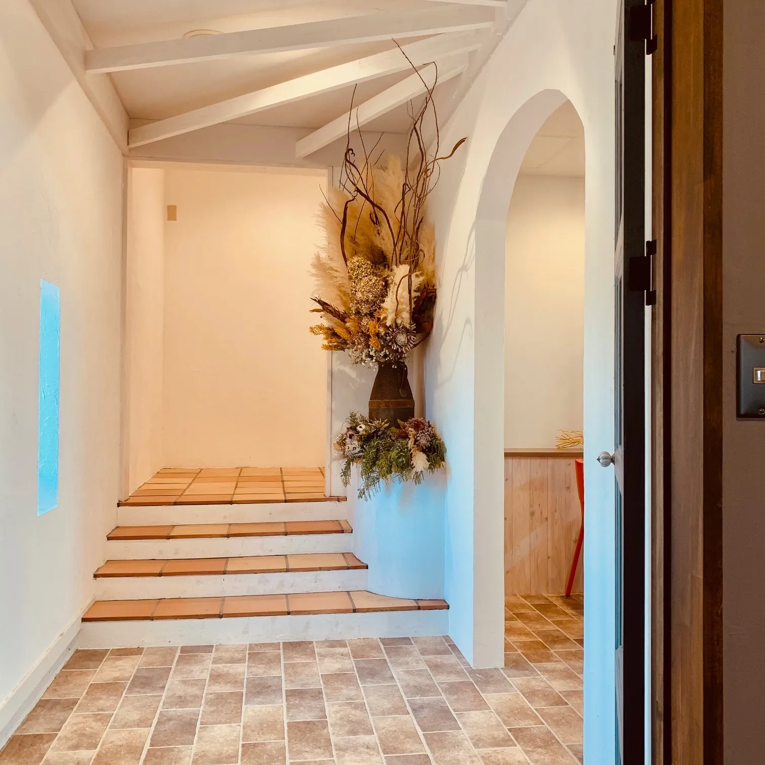 NATUBROWN 店舗リノベーション工事 (在来工法)